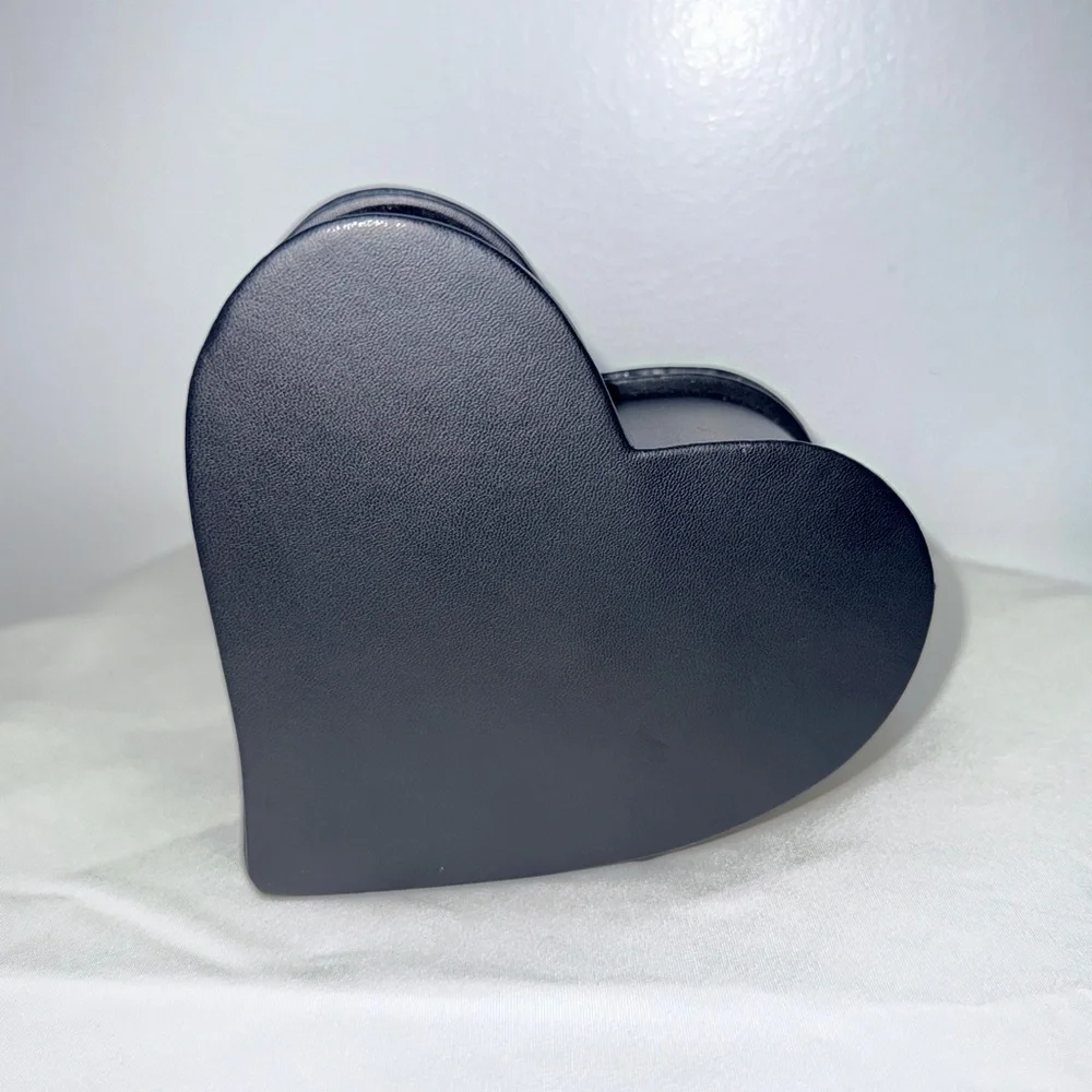 Skinceuticals Black Heart-Shaped Jewelry Box